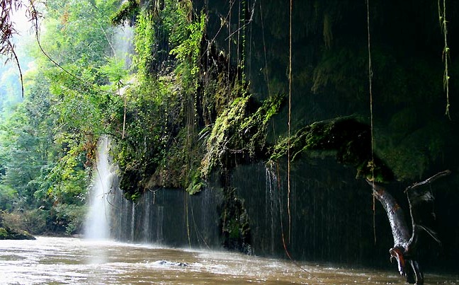 umphang-jungle-river-rafting.jpg